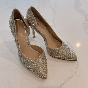 Gold/Rhinestone Gianni Bini heels